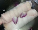 Hình bước làm 3 của món Da Heo Cuộn