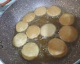 खट्टा मीठा तीखा होममेड गोलगप्पे (Khatta mitha teekha homemade golgappe recipe in hindi) रेसिपी चरण 4 फोटो
