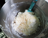 Foto del paso 18 de la receta: Bundt cake de Coco y chocolate blanco// Raffaello or coconut and white chocolate!!
