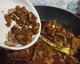 Foto langkah ke 5 dari resep Daging Lapis Kurma.