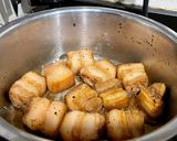 Hình bước làm 6 của món Thịt kho tàu