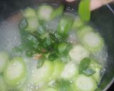 Foto langkah ke 4 dari resep Bening Oyong Bihun.