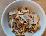 Foto del passaggio 1 della ricetta Polenta e funghi