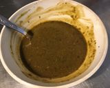 Une image de l'étape 4 de Sauce pesto de céleri et moutarde aux épices italiennes.