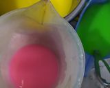 Foto langkah ke 2 dari resep Puding bunga ceria.