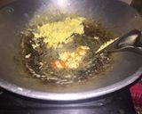 Foto langkah ke 3 dari resep Mie Instan Sayur Bayam Brazil.