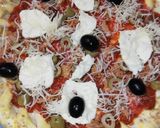 صورة لخطوة 2 من وصفة بيتزا محشية الجوانب 🍕🍕🍕