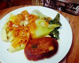 Foto del paso 9 de la receta Pak choy con patatas al vapor y zanahorias fileteadas al ajo