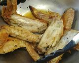 Foto langkah ke 3 dari resep Chicken Wing saus Lemon.