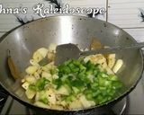 A picture of step 4 of Paneer Potato Curry paneer cooking day diaries.
