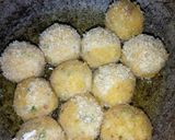 A picture of step 15 of Potato Egg Croquettes.