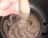 Foto del paso 1 de la receta: Pulpo a la gallega