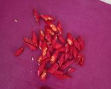 Foto langkah ke 3 dari resep Singkong Goreng Cabe Garam.