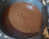 A picture of step 4 of Chocolate icing cake.