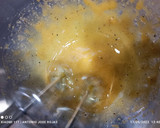 Foto del paso 4 de la receta: Lomo de merluza en salsa holandesa