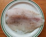 Foto del paso 4 de la receta: Filete de pescado con salsa de jitomate deshidratado