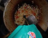 Foto langkah ke 7 dari resep Mie Goreng Tauge.