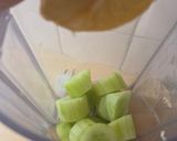 Foto del paso 2 de la receta: Jugo o licuado de pepino, jengibre fresco, limón, menta y toque de sal marina 🌊 🌱 🍋 🫚🥒