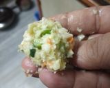 A picture of step 3 of Mix veg pakoda.