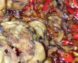 Foto langkah ke 5 dari resep Kering Terong Pedas dan Telur Seledri.