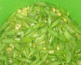 Foto langkah ke 1 dari resep Tumis Buncis Jagung Manis (Pelangi).