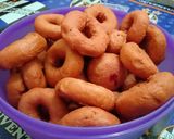 Foto langkah ke 10 dari resep Donat buah naga merah.