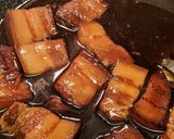 A picture of step 10 of Red braised pork.