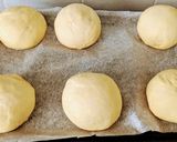 A picture of step 8 of BB-8 Brioche Baps 🍔 👨‍🚀💫🔫👀.