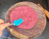A picture of step 4 of Pinwheel Beetroot Pulp Poori.