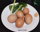 Foto langkah ke 1 dari resep Telur Pindang Batik Secang 👩🏻‍🍳.