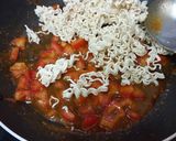 A picture of step 3 of Creamy, veggies Maggie 😋.