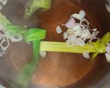 Foto langkah ke 1 dari resep Kolak Waluh (Labu Kuning) Tanpa Santan.