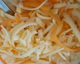 A picture of step 3 of My Spaghetti with Cheese + Onion Sauce.