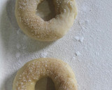 Foto del paso 5 de la receta: Rosquitas azucaradas💜