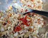 Foto del paso 2 de la receta: Barcas de endivia con gambas