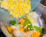 Foto langkah ke 2 dari resep 337. Tinutuan (Bubur Manado) Simpel.