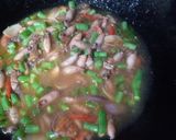 Foto langkah ke 6 dari resep Tumis Cumi Asin & Buncis Saus Tiram.