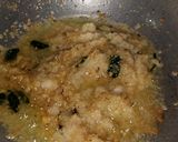गावरान वाट्या ना झणझणीत रस्सा/ वाटाणा ग्रेव्ही (vatana gravy recipe in marathi) रेसिपी स्टेप 2 फोटो 