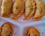 गुजीया (खजूर ड्राई फ्रूट्स वाली) रेसिपी चरण 5 फोटो