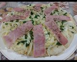 Foto del paso 8 de la receta: Fugazzeta especial👌con Verdeo y Jamón.😍