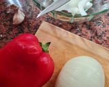 Foto del paso 3 de la receta: Tofu especiado con vegetales salteados 🧅🧄🫑