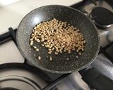 Foto del passaggio 3 della ricetta Mezzi paccheri ondulati con sardine