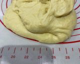 Foto langkah ke 2 dari resep Butter roll (straight dough method) by icenguik.