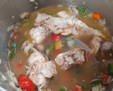 Foto del paso 3 de la receta: Conejo en salsa de piñones