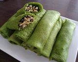 Foto langkah ke 4 dari resep Dadar Gulung Bayam.