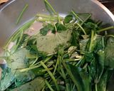 Foto langkah ke 2 dari resep Tumis Daun Ubi.