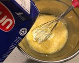 Foto del paso 2 de la receta: Tortilla de huevo y pimientos