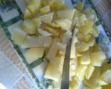 Foto del paso 2 de la receta: Ensalada de papas y zanahorias con toque mágico de alcaparras   