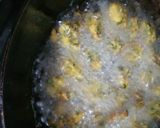 A picture of step 5 of Dal pakoda.