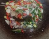 Foto langkah ke 2 dari resep Pindang kecap pedas manis.